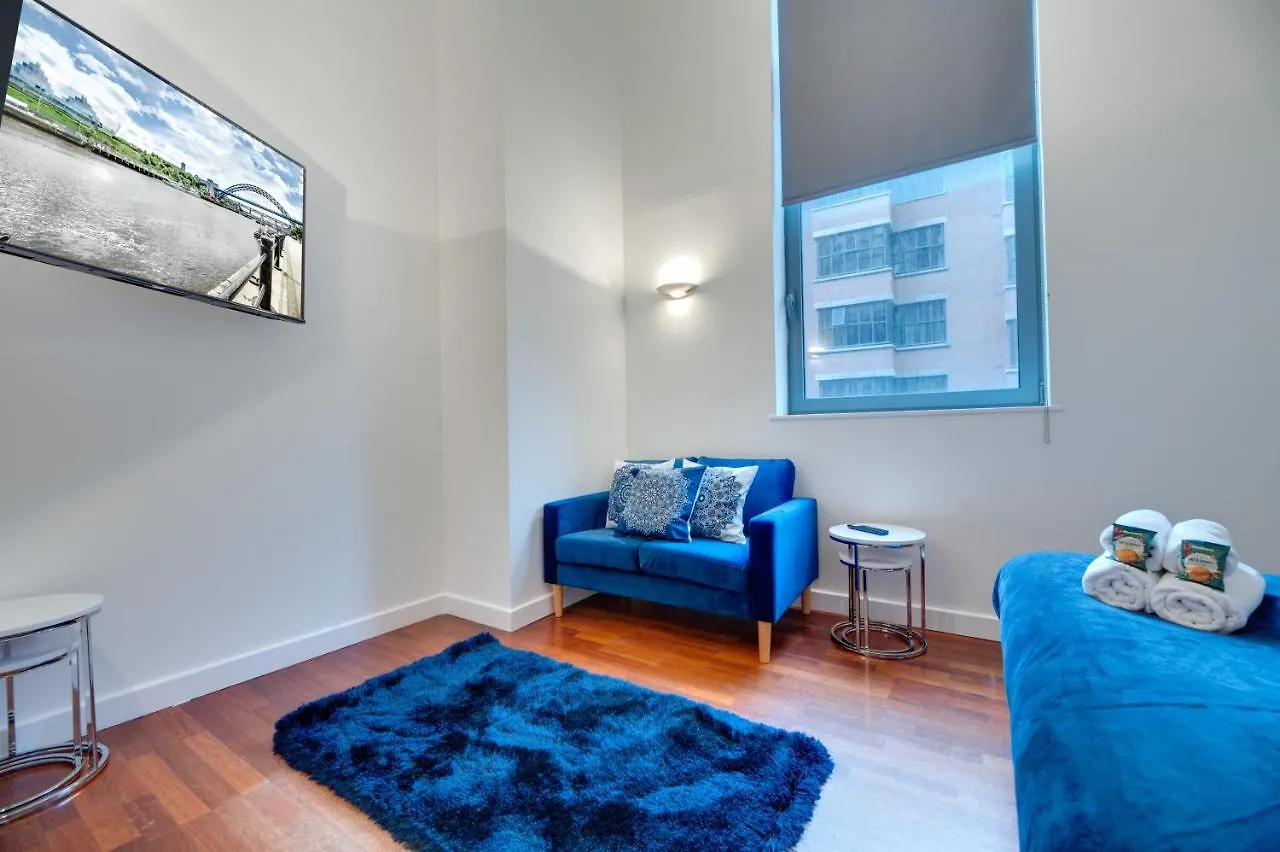 Crown Apartments 1B By Week2Week Newcastle Upon Tyne
